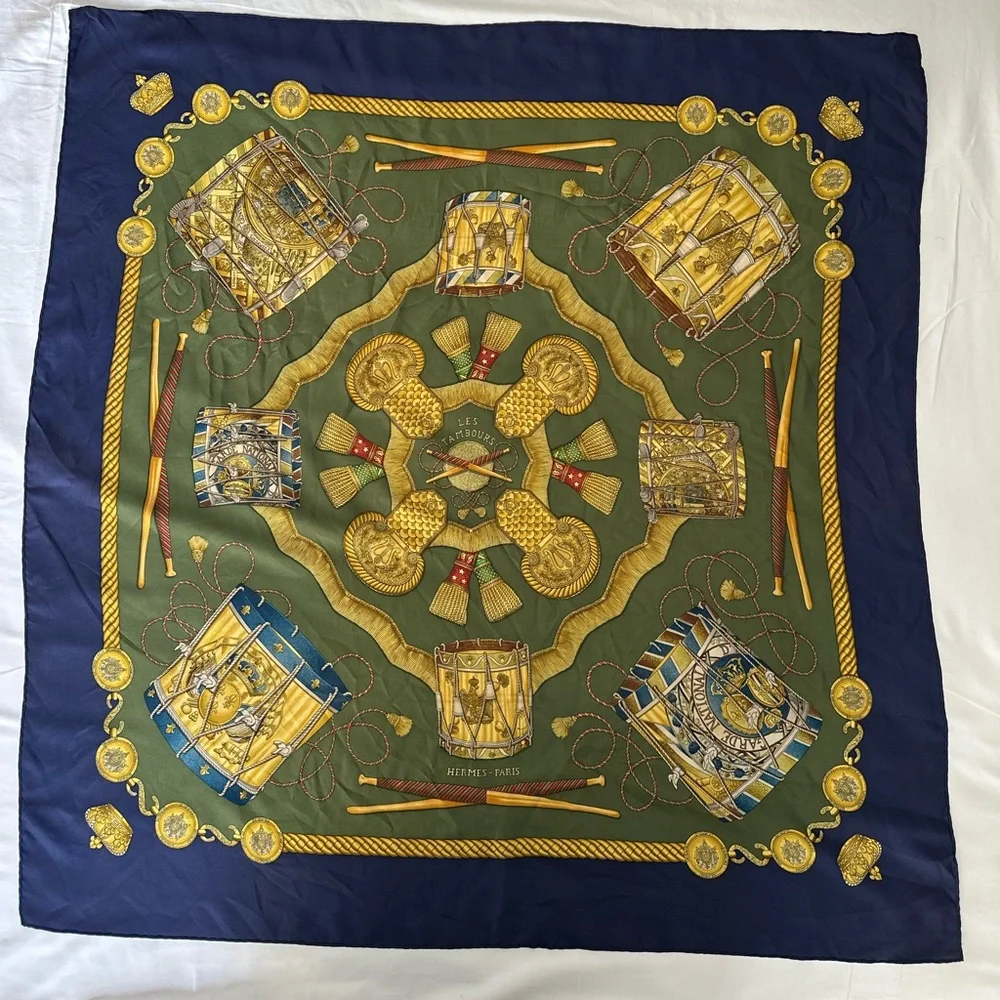 Hermes scarf les Tambours - Picture 1 of 15